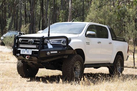best hilux bullbar|The Best Bullbars for the Toyota Hilux .